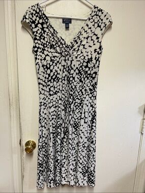 American Living Black and White V-Neck Printed Midi Dress